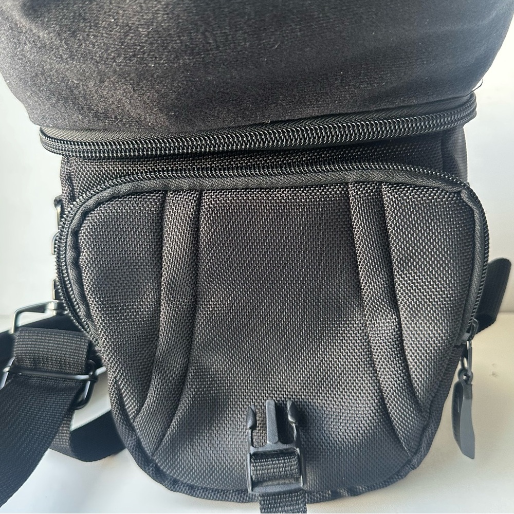 Promaster Digital Elite Mini Camera Bag | Compact & Padded Protection - Picture 7 of 9